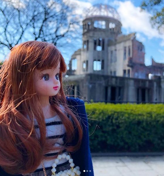 火爆ins的美妆娃娃穿搭日常，承认吧，你的衣服还没一个玩偶多！