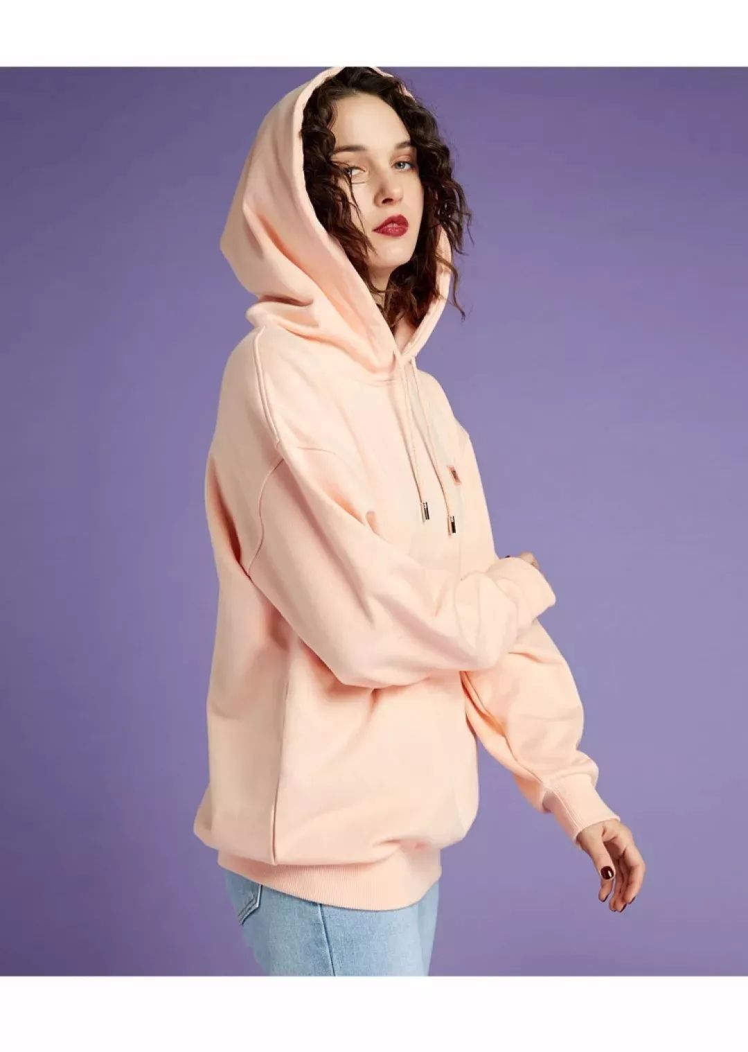 爆款羽绒服全部超低价,反季羽绒服清仓中的低至四折