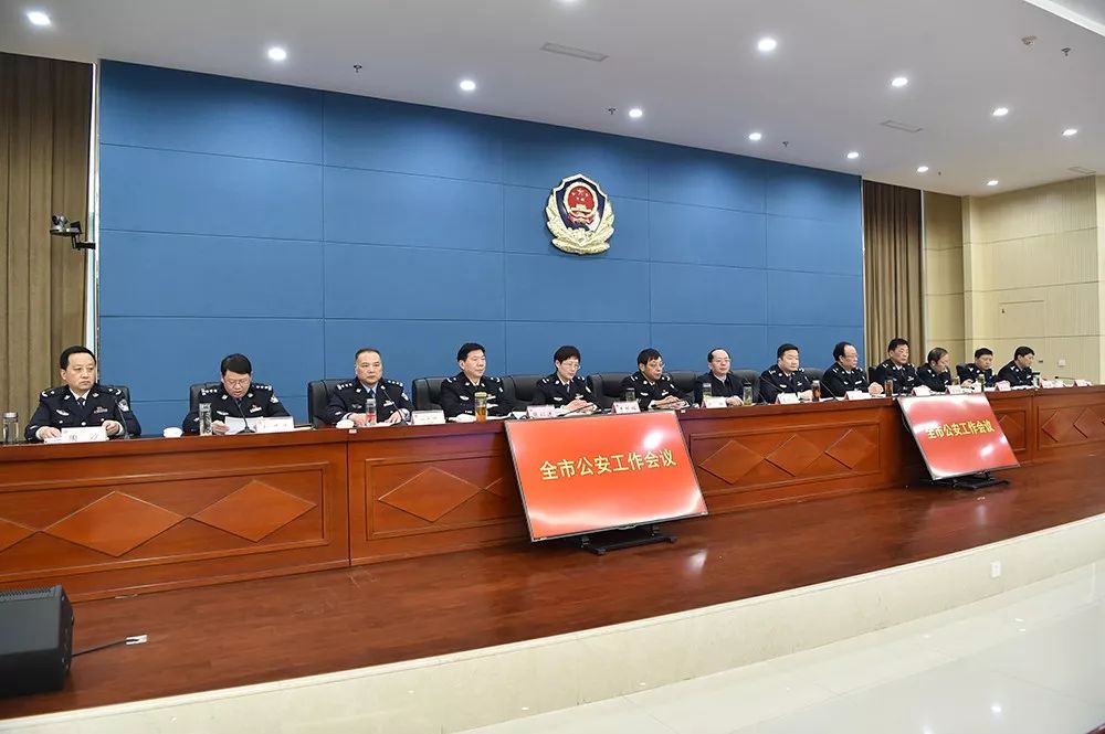 忠诚履职尽责争当时代先锋,履职尽责强化新时代使命担当