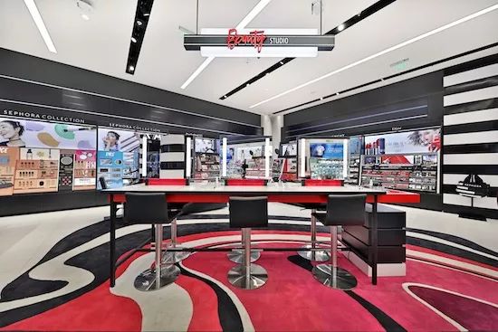 新春回顾｜2018年，你有没有被这些超级旗舰店刷爆朋友圈？