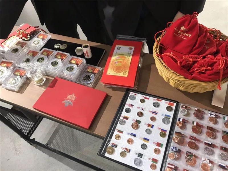 秦淮礼物怎么选,秦淮礼物最值得买的