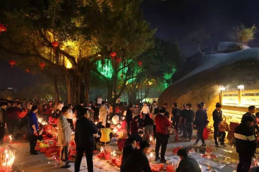 震撼南京灯光秀,玄武山最新景点