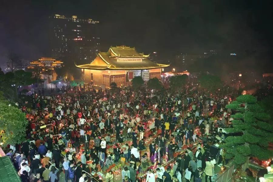 震撼南京灯光秀,玄武山最新景点