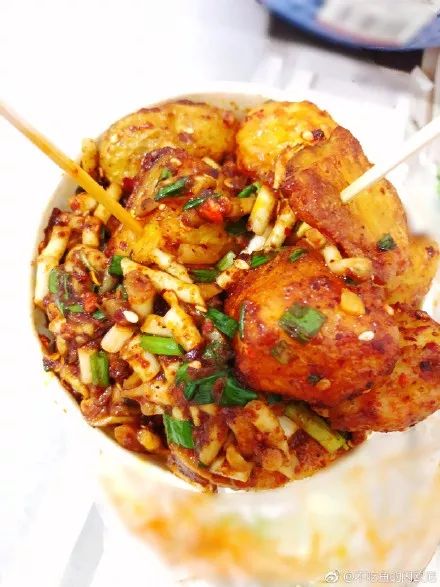 贵阳吃折耳根的地方,贵阳不光折耳根还有很多美食