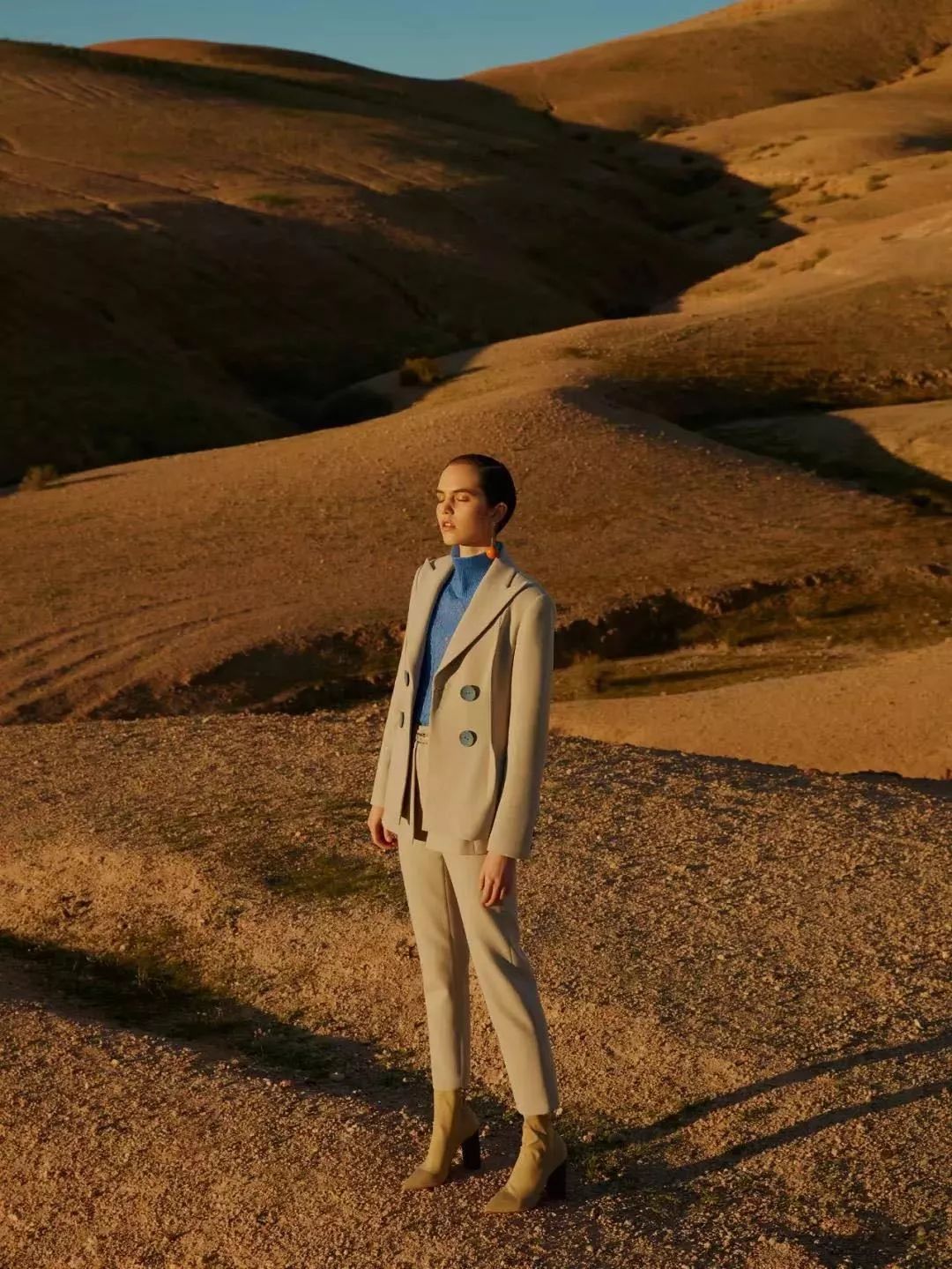 打响2021品牌第一战,用单品打造时尚感