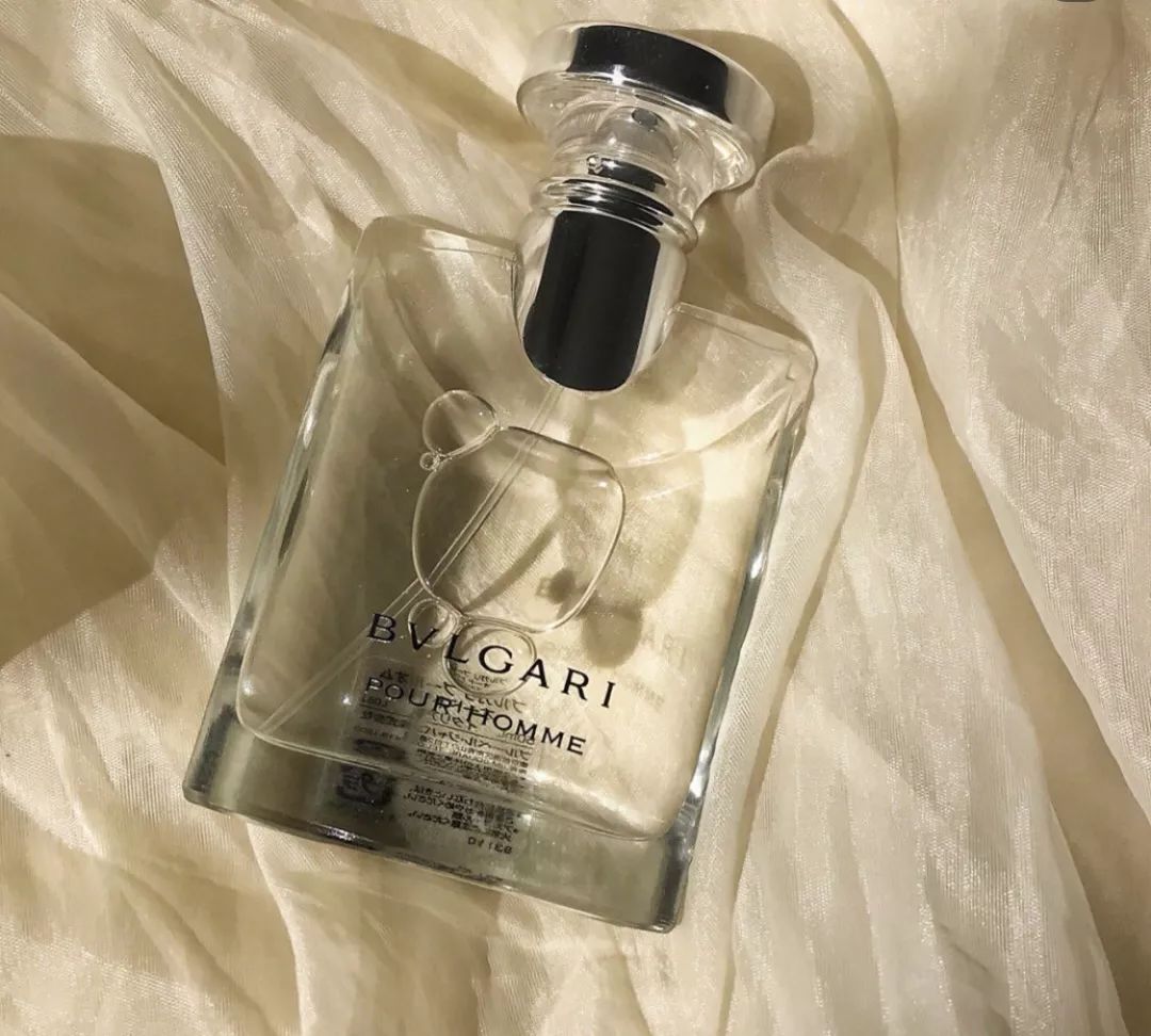 情人节撩心的礼物,情人节追女生的礼物推荐