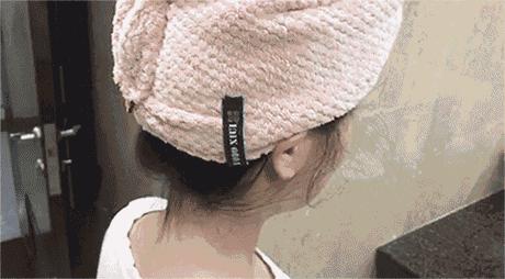 电吹风导致头发干枯、分叉？有了这个微米级日本干发帽，不伤发不掉毛，3分钟头发就干了