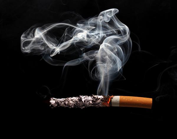 你还在朋友圈销售代购的香烟？丽水一男子被起诉了！