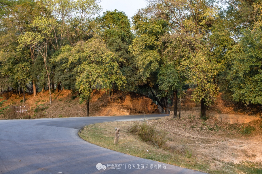 素可泰历史公园，骑行48h