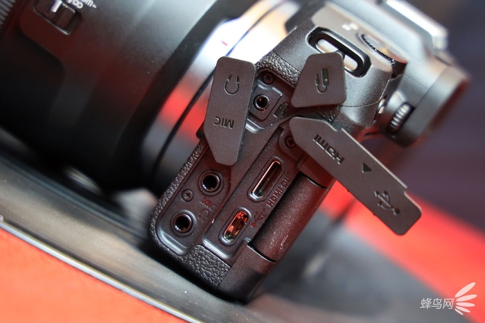 8999元高性价比全幅佳能EOSRP国内正式发布