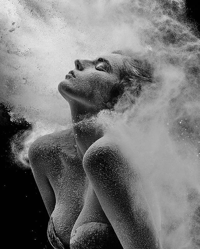 当摄影师遇上芭蕾舞者只看不拍,当摄影师遇到欣赏自己的模特