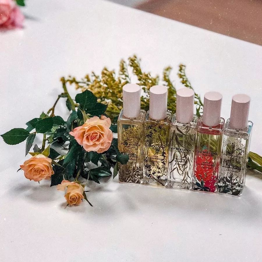 2019春装新品,春款上新简单大方时尚款