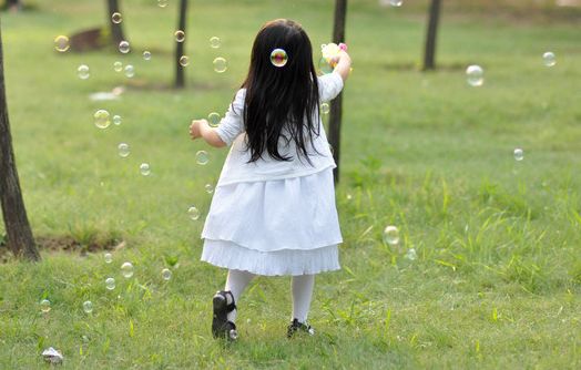 你嫌教育太早坏人不嫌你孩子太小,你嫌性教育太早