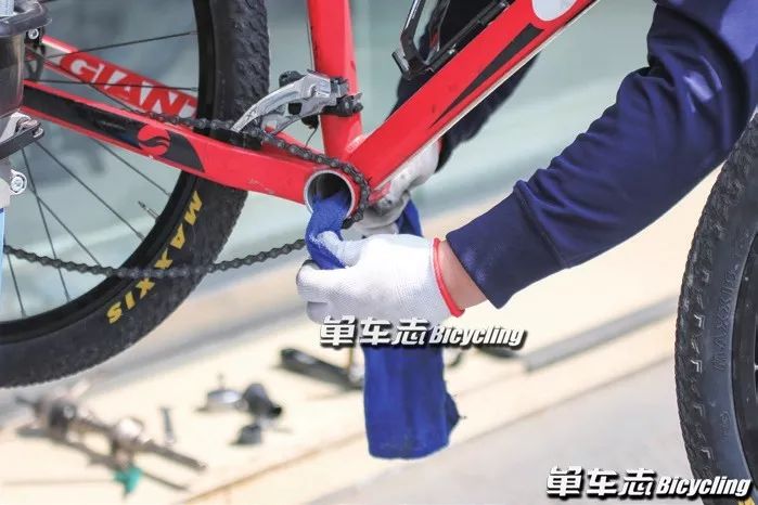 山地车五通滑牙修复多少钱,山地车五通清洗