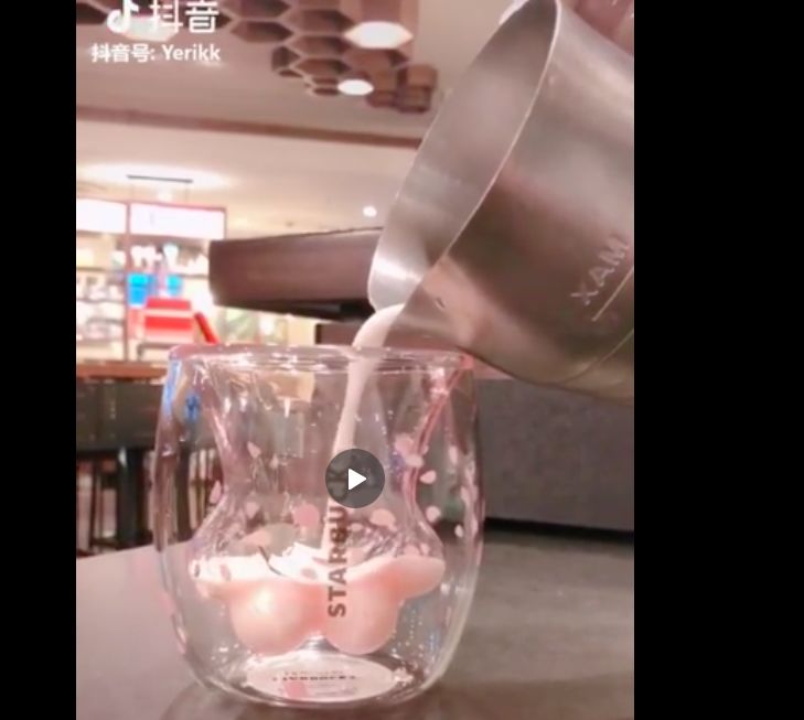 星巴克的猫爪杯属于饥饿营销吗,星巴克猫爪杯遭疯抢甚至大打出手