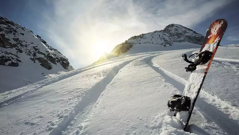 欧洲最高峰乞力马扎罗 (欧洲最高峰厄尔布鲁士峰)