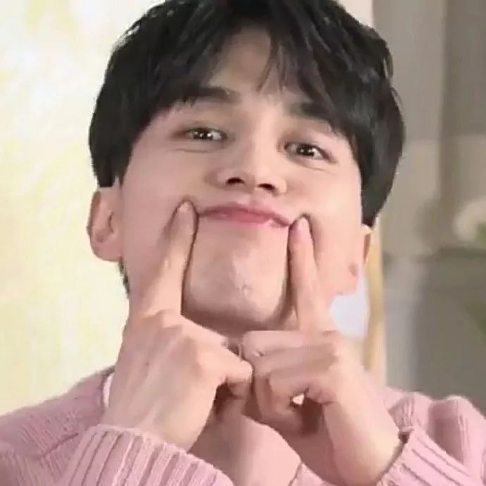 触及真心刘仁娜同款格子大衣,触及真心大衣