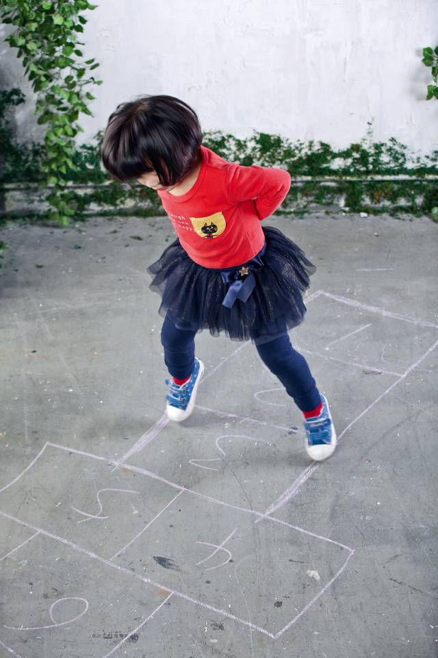 有关孩子长高小游戏,春天适合3-6岁长高的游戏活动