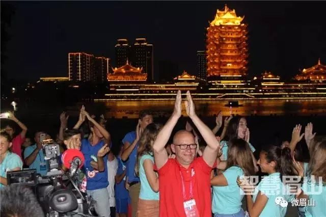 不多,四个理由让你爱上“东马”,人生“巅峰”即刻到达!