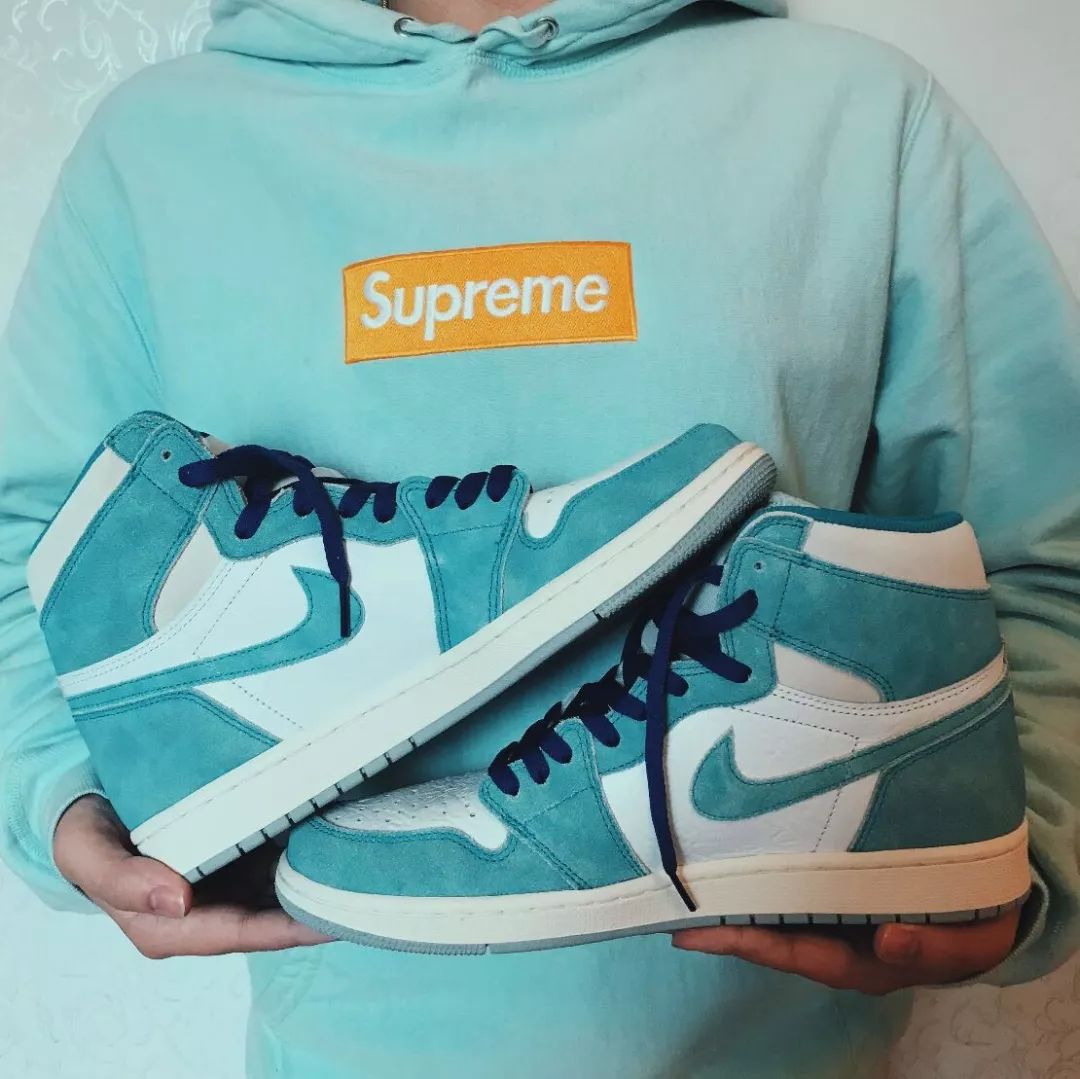 aj和yeezy哪个更容易受欢迎,aj和yeezy哪个好看