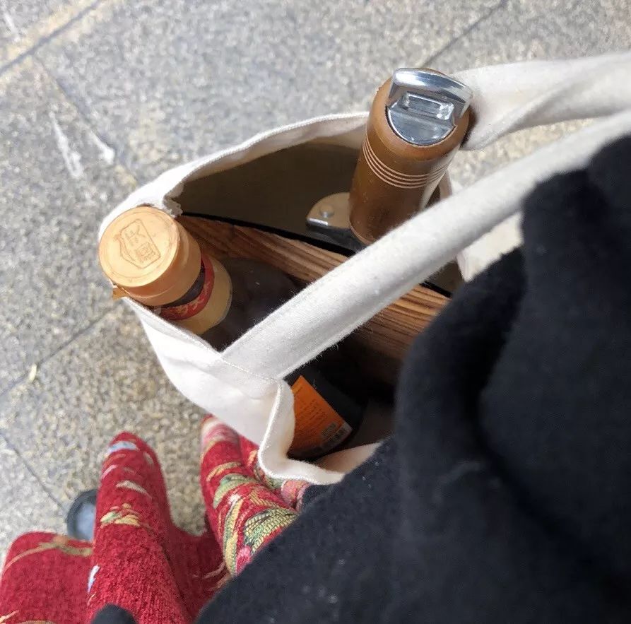 新买的锅有毒吗,新买的锅直接用了有毒