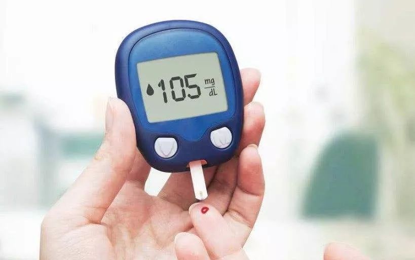 总觉得口干舌燥中医原因,总是口干舌燥应该看什么科