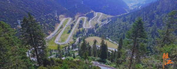 航拍四川雅江山,四川雅江县城全景视频