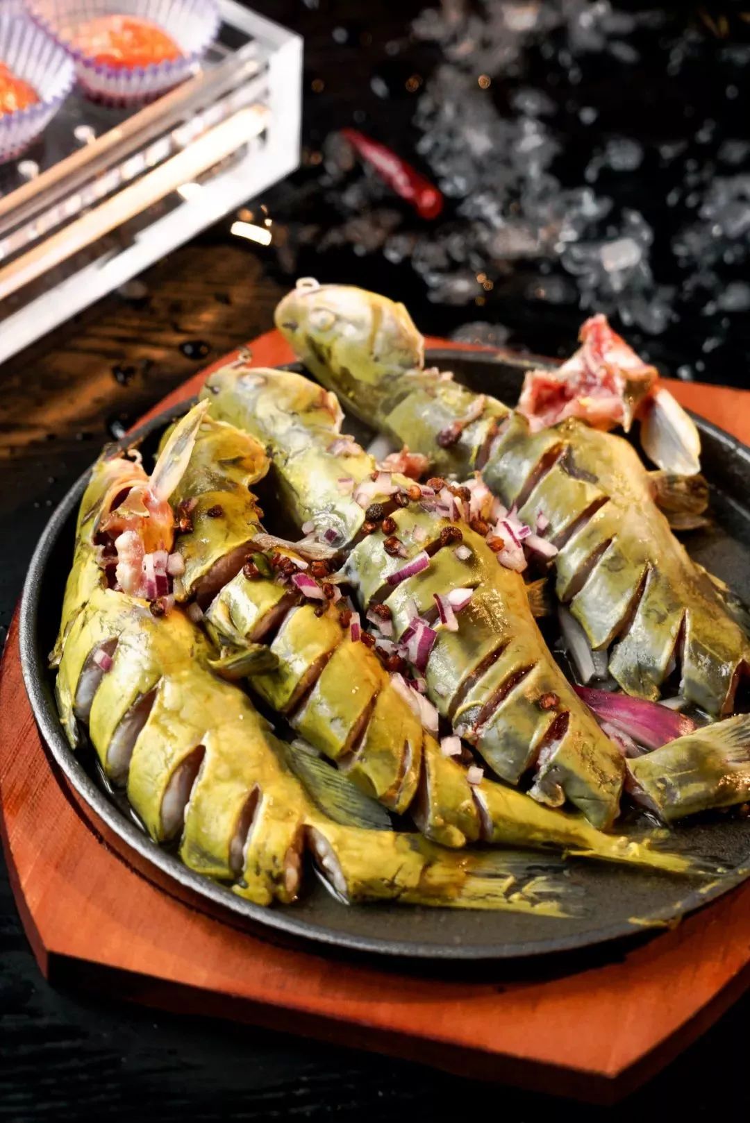 三街两巷南宁团购火锅,南宁三街两巷网红打卡地火锅