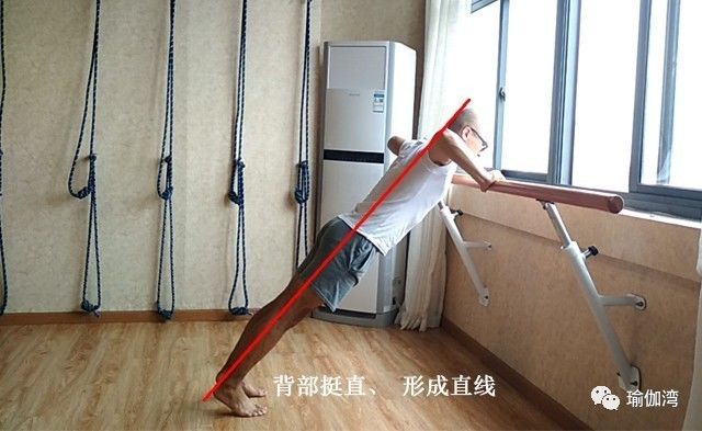 为什么锻炼做俯卧撑越做越少,为什么练俯卧撑只有双臂有感觉