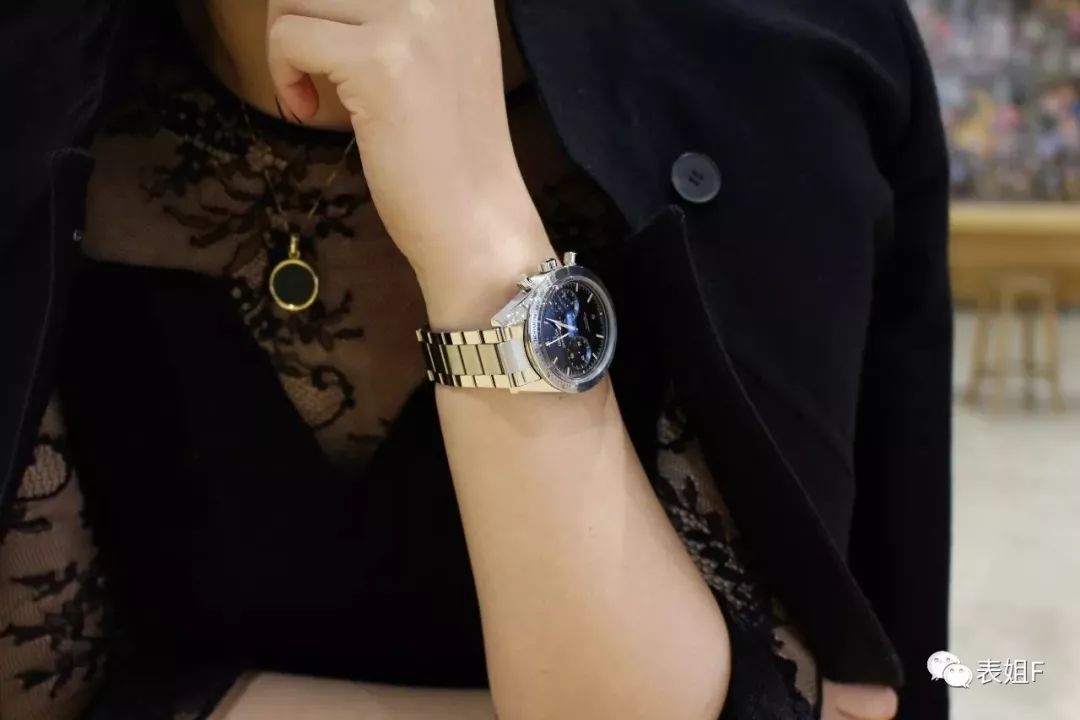 配饰年轻有气质,配饰发展大致分为几个阶段