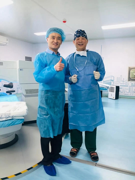 谁说眼科医院的人不做近视手术,谁说眼科医护不做近视手术