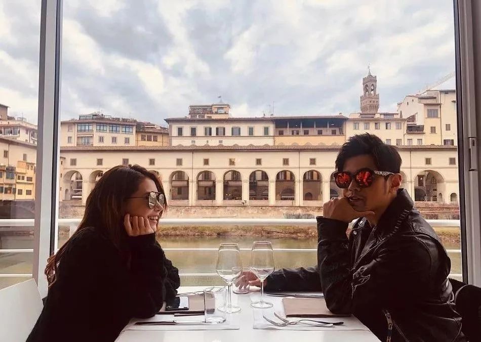 刘亦菲宋茜lv,刘亦菲宋茜哪个是lv全球代言人