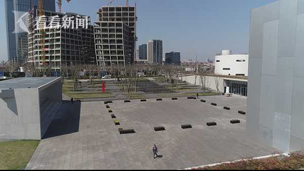 浦东滨江大油罐,上海滨江大油罐