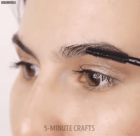 懒人快速去皱纹的方法,一涂一抹轻松解决皱纹