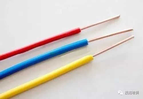 装修可以硬线接软线吗,家装电工走明线用软线还是硬线