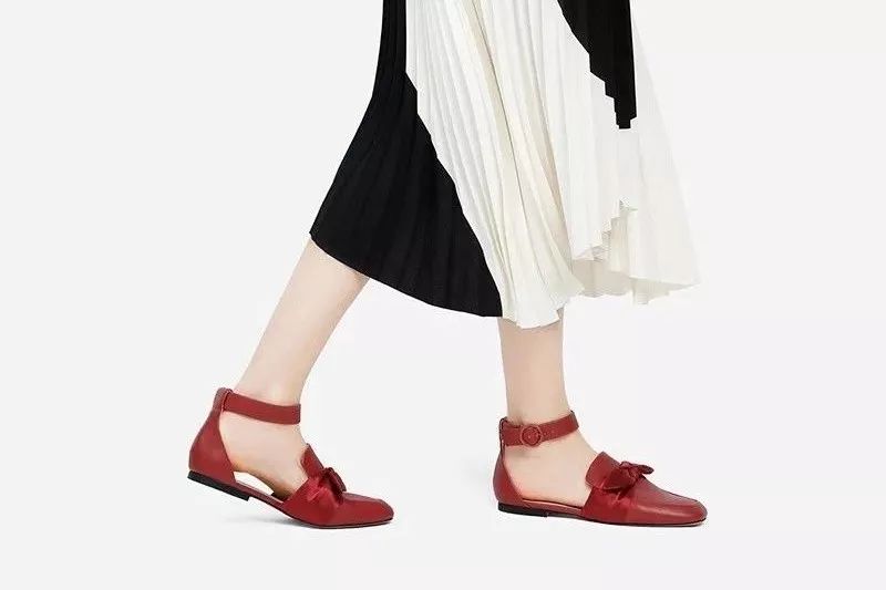 小ck新出的鞋子,小ck轻奢单鞋