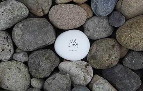 用了几年的火山泥一洗白,用火山泥洗澡