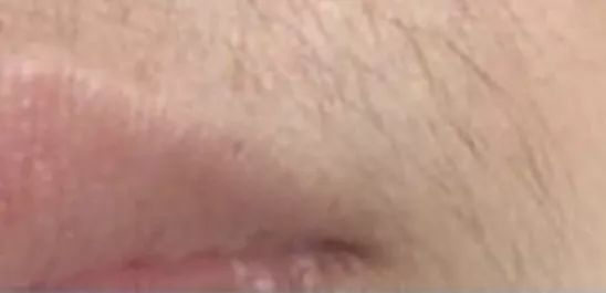 姑娘我看你印堂发黑下一句,姑娘我看你印堂发黑下一句是什么