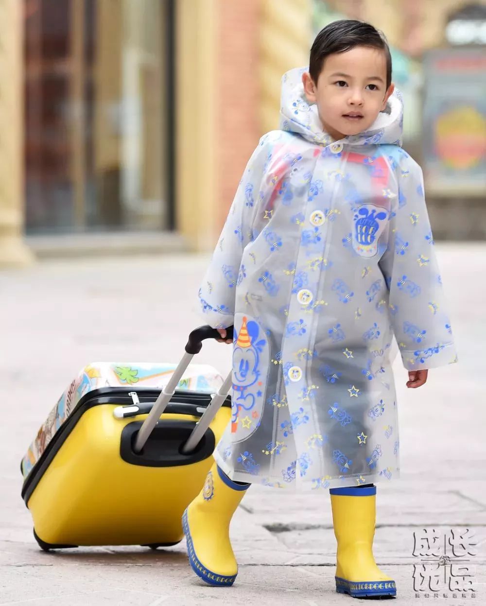 一件雨衣能穿多久,一件好衣服可以穿多少年