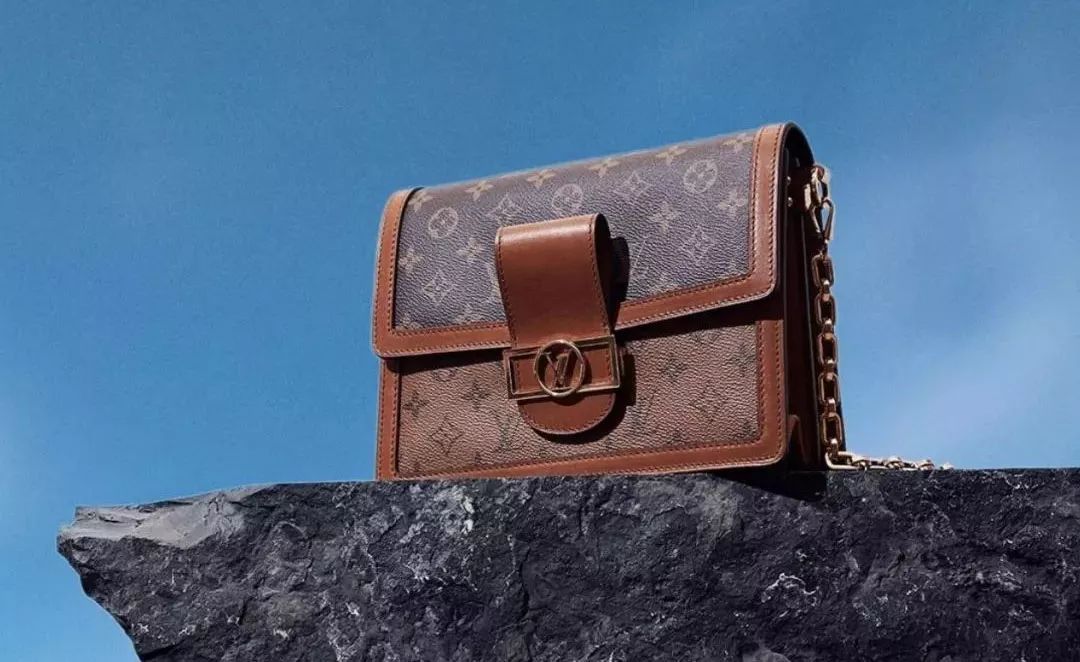 最近很火的一款包,今年爆火的包