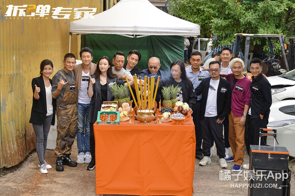 刘德华《拆弹专家2》开机刘青云、倪妮加盟全面升级