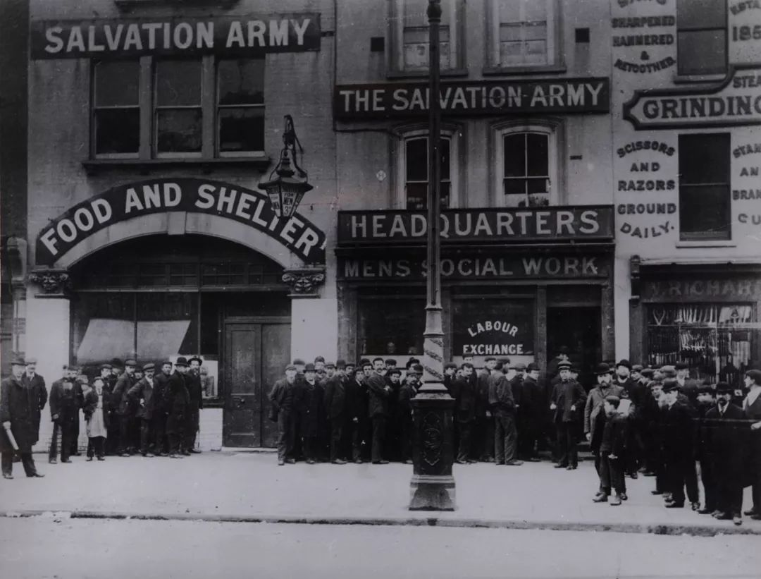 富国荷兰，为何热衷“捡破烂”？