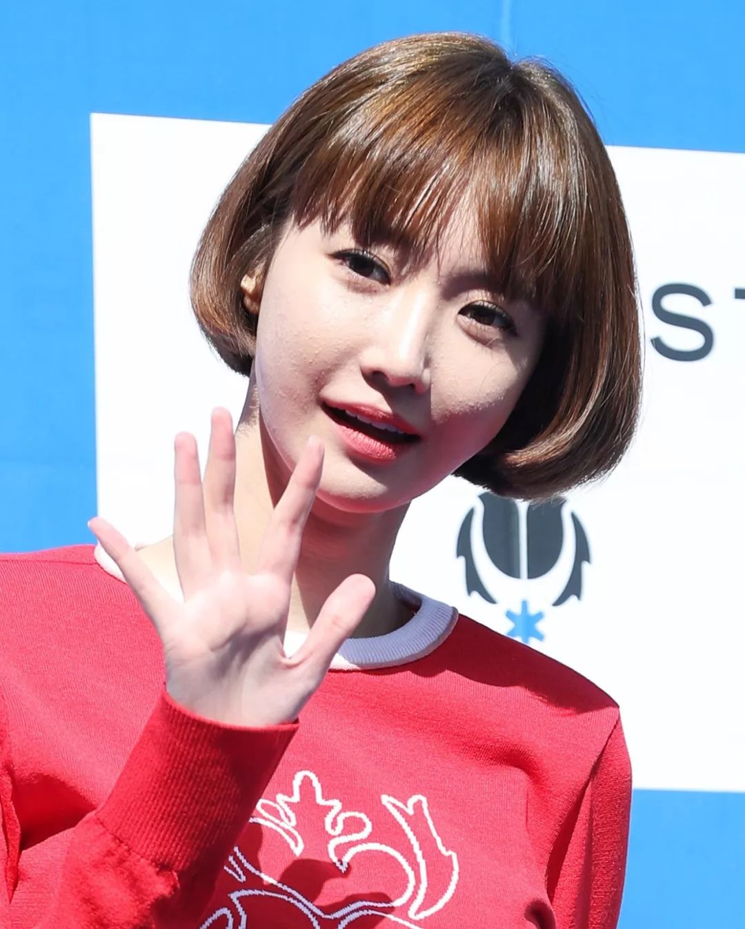 韩女星卷入“胜利门”！重压下现身满脸红疹并发表声明