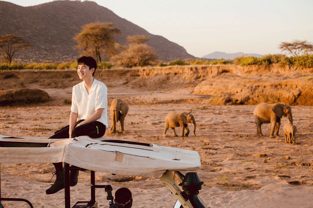 跟刘昊然在非洲过了6天5夜,发现他其实就是个话痨加多动症啊……