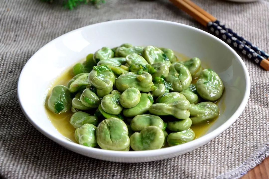 嫩蚕豆不带壳怎么吃,嫩蚕豆什么时候吃