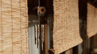 被孩子撞见你会怎么做,做好事被孩子撞见了怎么办