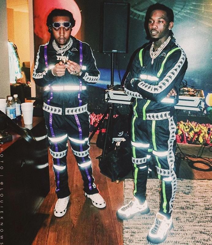 为什么同一款鞋子售价不一样,为什么同一款鞋子有那么多款式