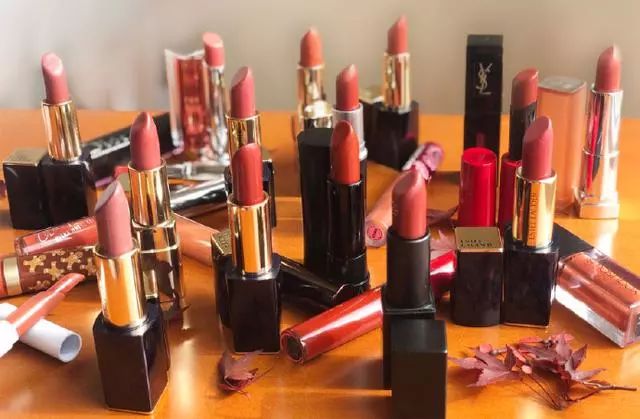 BBC又来惊爆：你抹口红，就是在亲吻上万只昆虫尸体？美丽背后这么血腥…