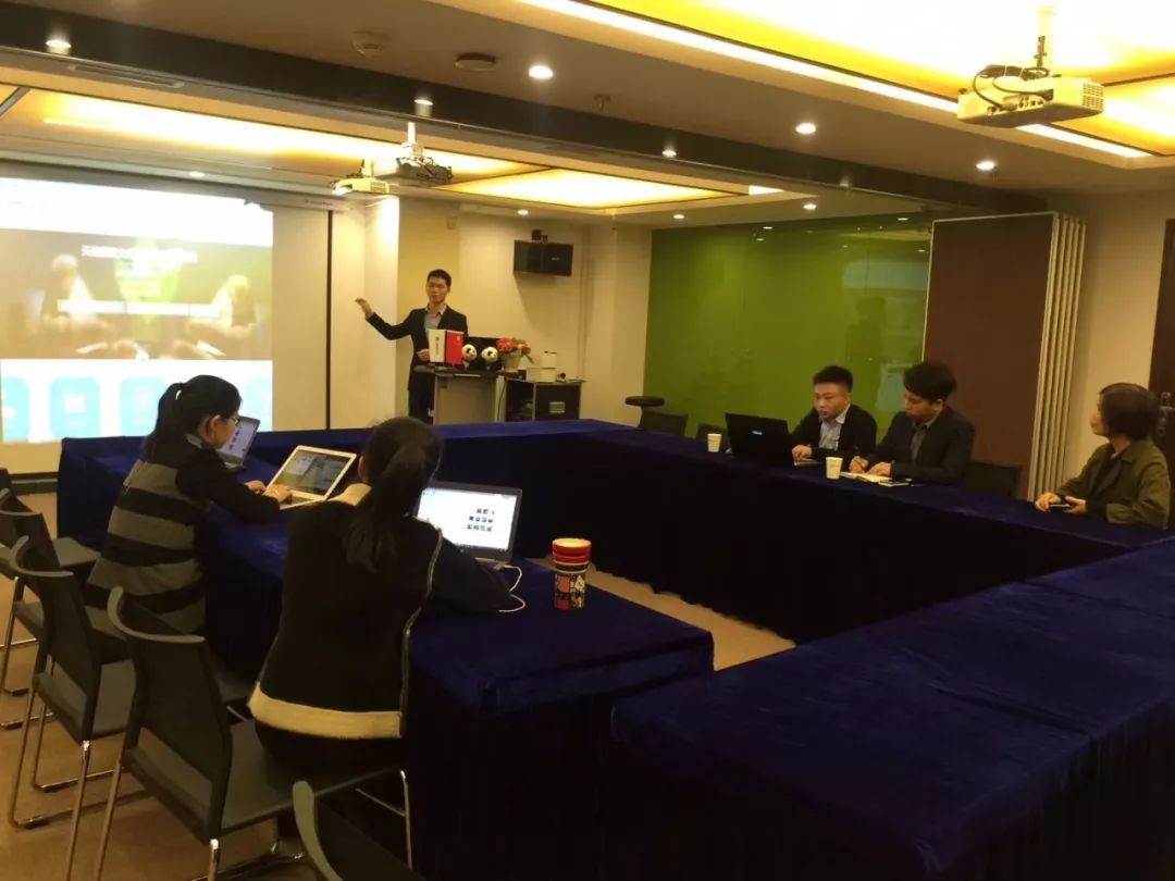 杨晓玲：打造“德国战车”团队的诀窍之一是，永远都要多招一个人