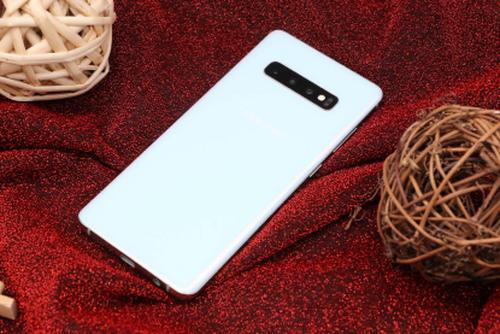 三星galaxys10和galaxy10+的区别,三星galaxys10和10+差别